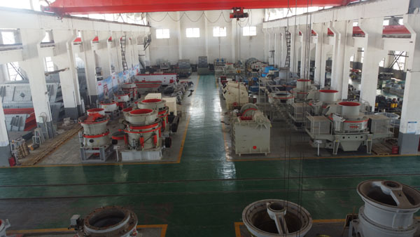 日產(chǎn)3萬噸片麻巖機制砂設備怎么選型？結(jié)構(gòu)原理是什么？